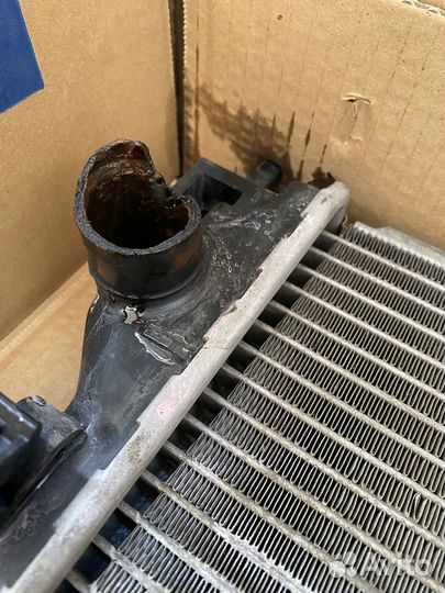 Радиатор охлаждения GM Шевроле т300 авео б/у