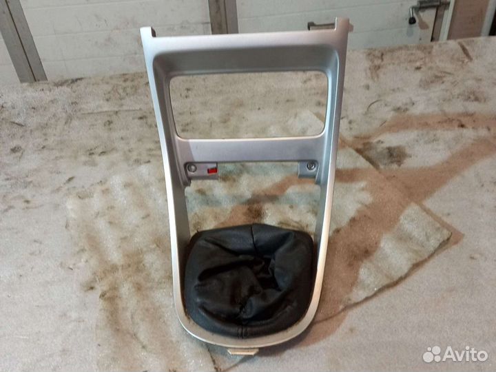 Накладка консоли кпп Peugeot 307