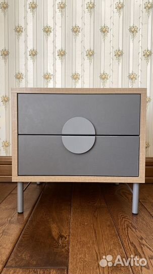 Тумба прикроватная