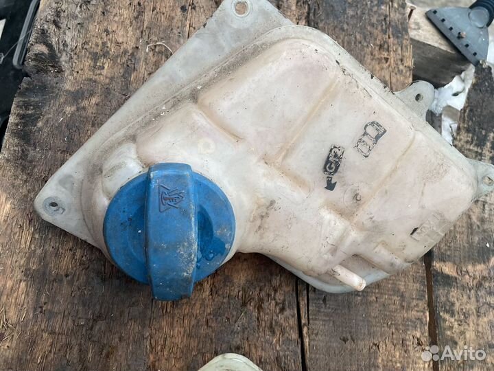 Расширительный бачок passat b5