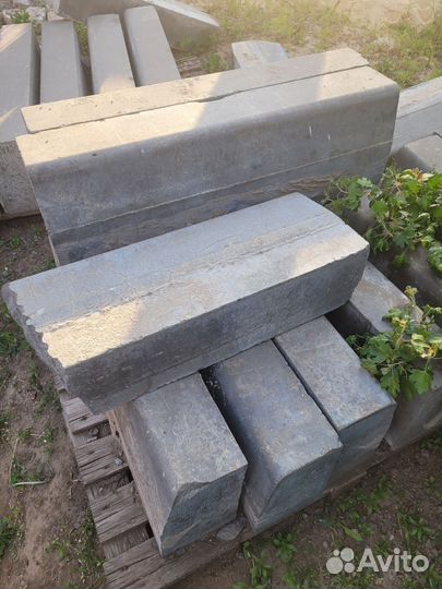 Бетонные бордюры 1000х300х150