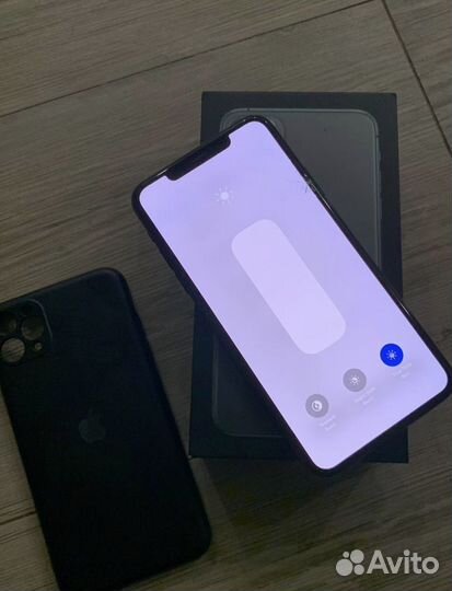 iPhone 11 Pro Max, 64 ГБ