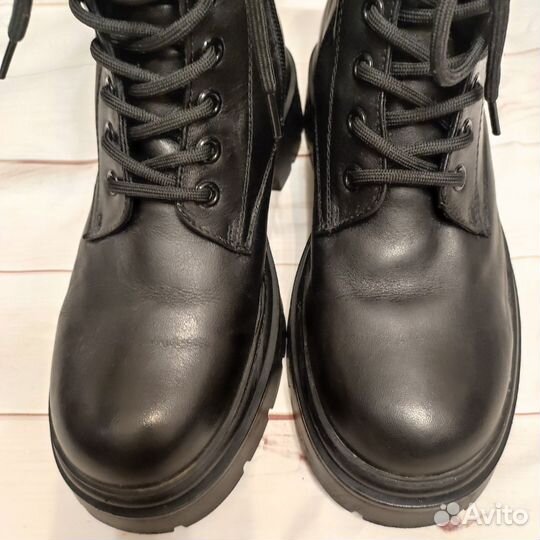Ботинки женские зимние 38 размера кожаные