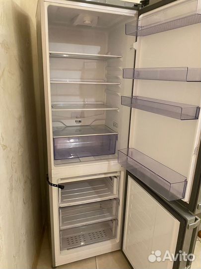 Холодильник Beko rcsk 340M21 S