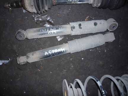 Амортизаторы задние опель астра H купе 2011г