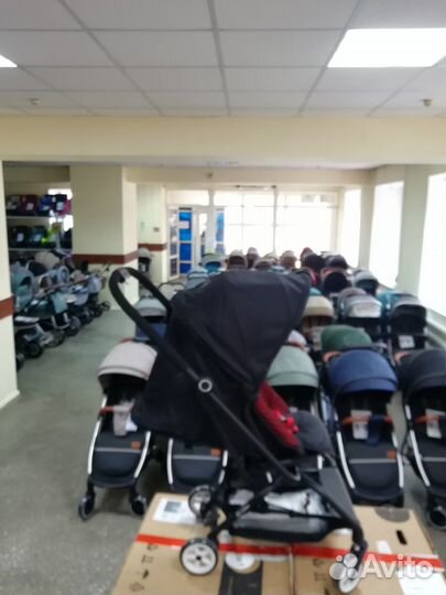 Прогулочная коляска Cybex ferrari