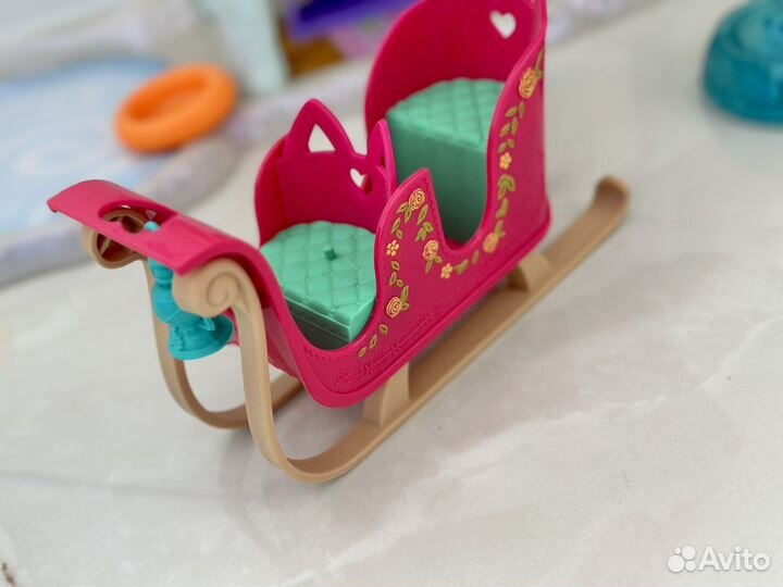 Домик и зимние наборы Enchantimals