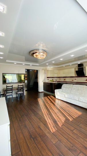 3-к. квартира, 97,3 м², 5/10 эт.