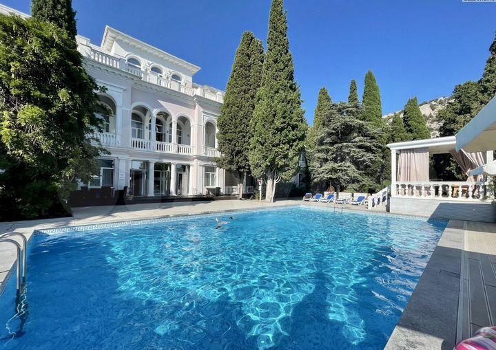 Доходный Premium Отель у Моря