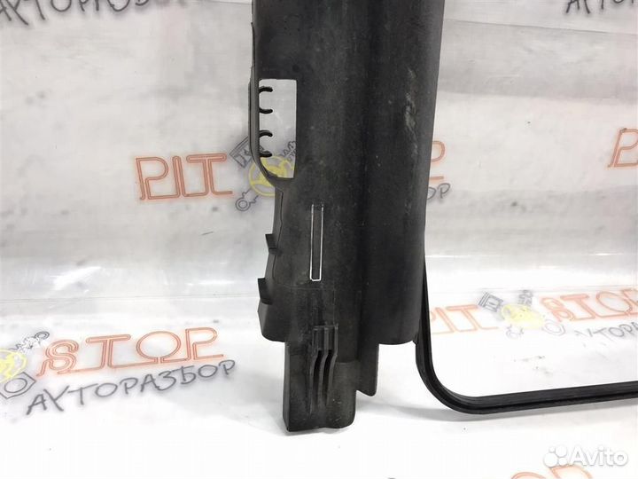 Рамка радиатора BMW X5 E53 2000-2007