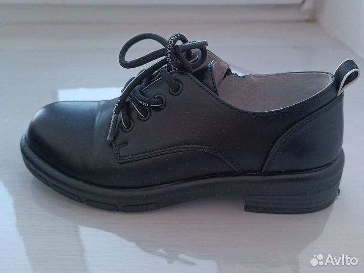 Ботинки осенние для девочки 33 размер