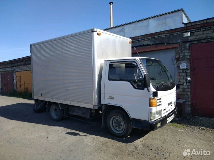 Водитель экспедитор на своём грузовике