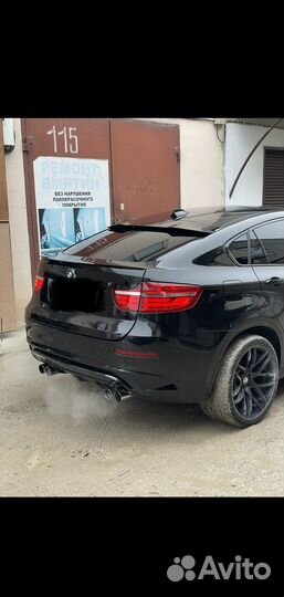 Накладка на крышку багажника BMW e71