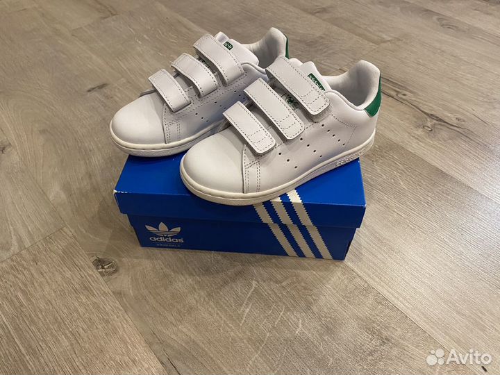 Детские кроссовки adidas