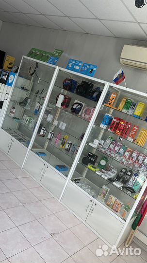 Шкаф витрина