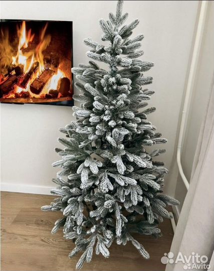 Елка новогодняя литая