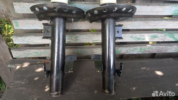 Амортизатор land rover эвок