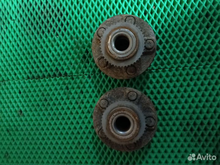 Ступица задняя Nissan Maxima A33