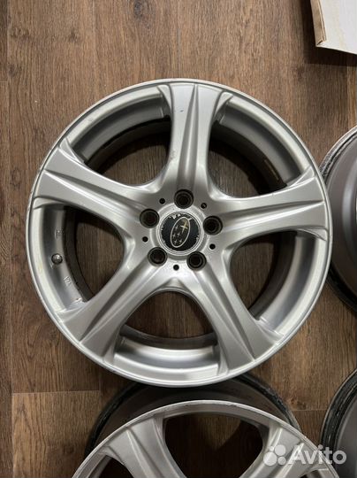 Красивое литье р16 5*100 subaru