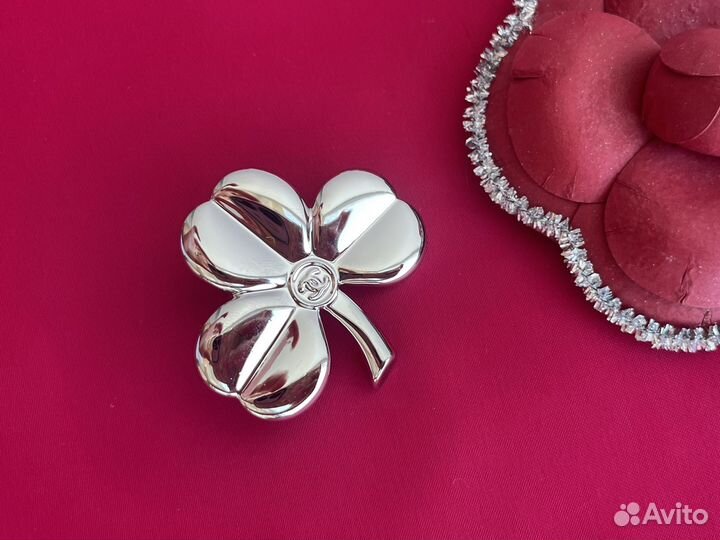 Брошь клевер chanel vip gift