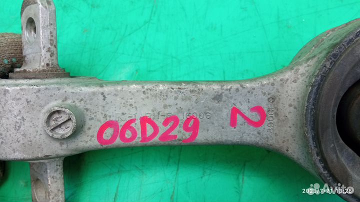 Подушка двигателя задняя для Honda Civic 5D