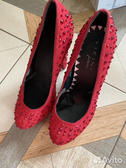 Туфли женские разные