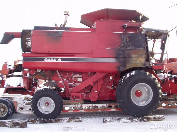В разборе комбайны Кейс Case