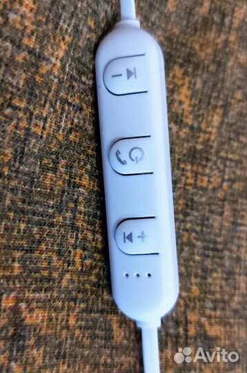 Беспроводные наушники нов. Блютуз