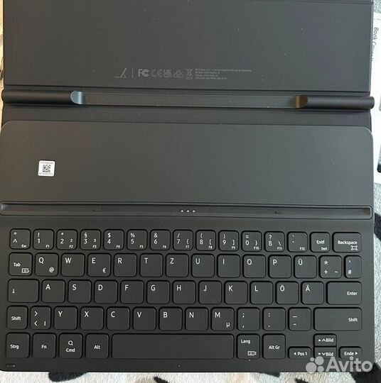 Клавиатура Samsung Book Cover Keyboard Slim (EF-DT