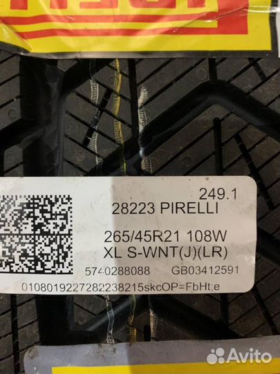 Pirelli Scorpion Winter 265/45 R21 108W