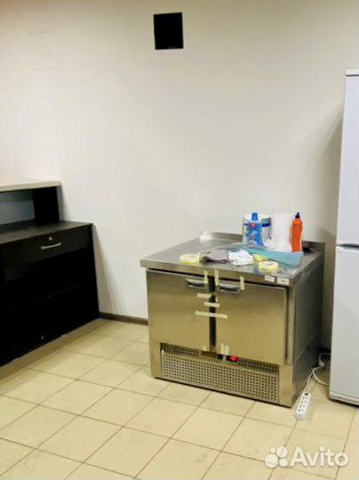 Холодильный стол hicold