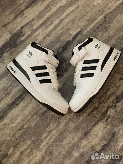 Зимние кроссовки с мехом Adidas