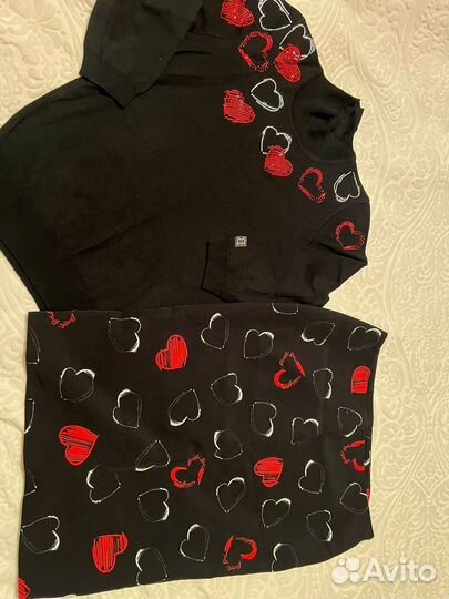 Костюм женский теплый с юбкой