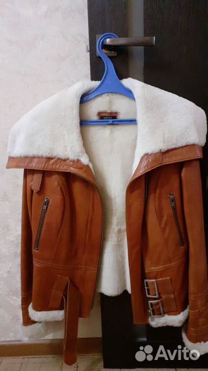 Новая брендовая куртка