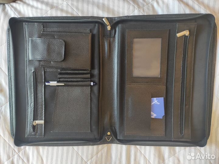 Папка деловая кожаная на молнии, цвет чёрный