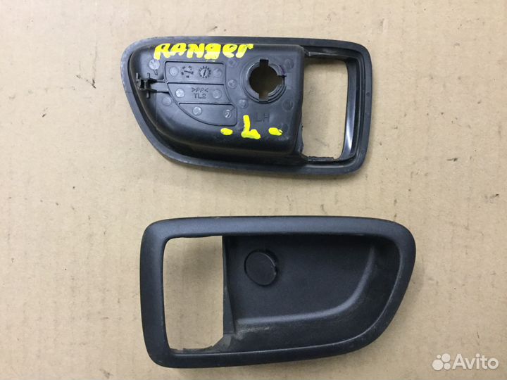 Накладка ручки внутренней Форд Ренджер 2006-2012г