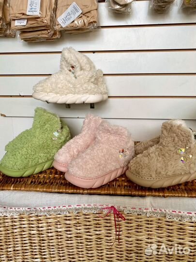 Чуни разогревочные для дома или спорта