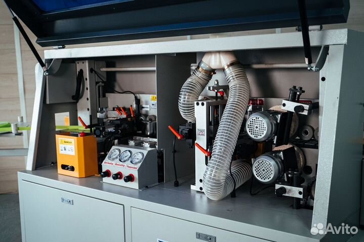 Кромкооблицовочный станок DeltaMachinery DM-215T