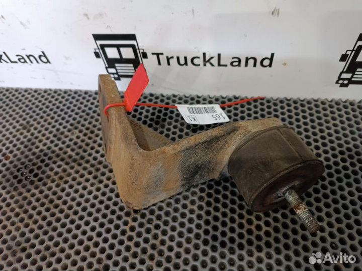 Кронштейн траверсы кпп правый Камаз 5490 NEO 2019