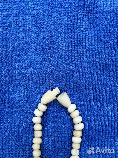Бусы. Слоны. Кость
