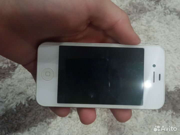 iPhone 4S, 8 ГБ