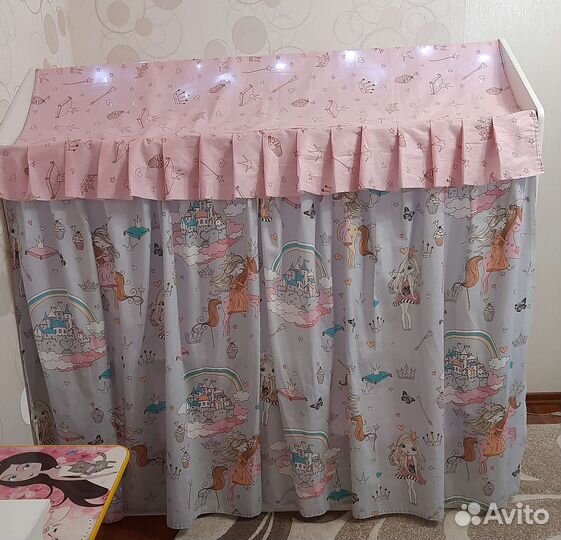 Детская кровать домик с матрасом