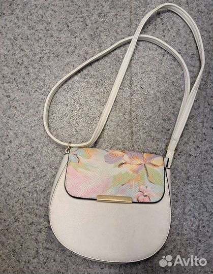 028 Сумка женская через плечо