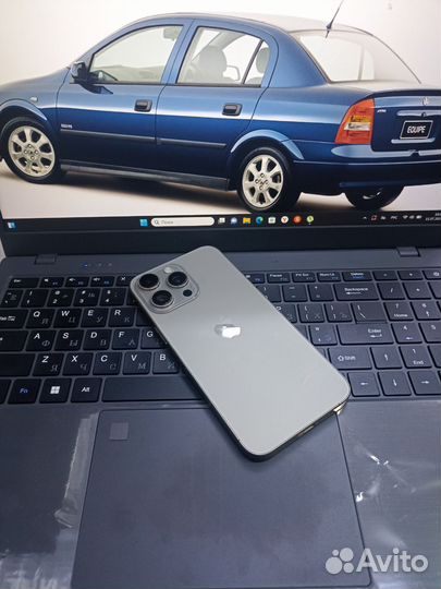 iPhone xr в корпусе 15 pro max 512 гб