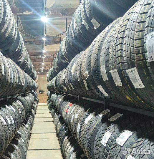 Michelin Agilis X-Ice North 185/65 R15 92N