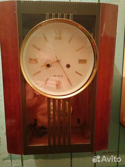 Часы Янтарь с боем и часы 2 - ой Московский завод