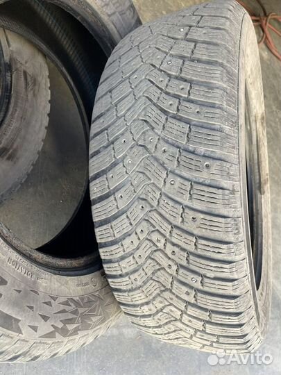 Continental IceContact 3 215/65 R16