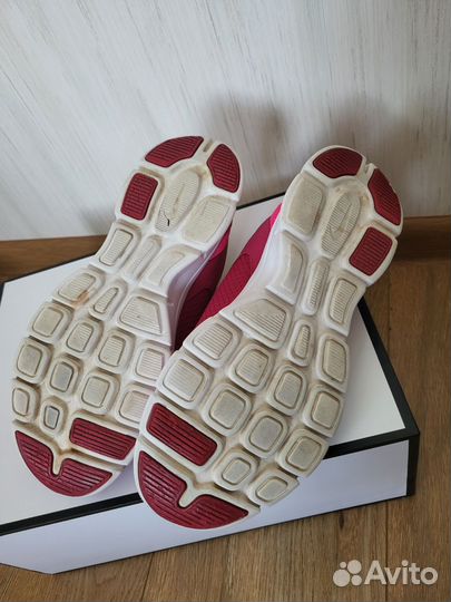 Кроссовки Nike 38