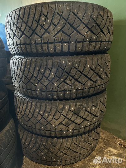 Зимняя резина на дисках outlander 215/55 R17