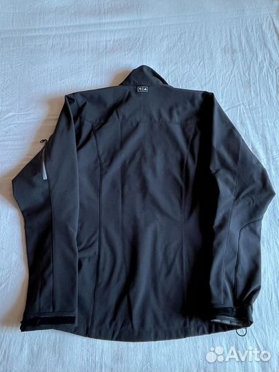 Ветровка adidas softshell